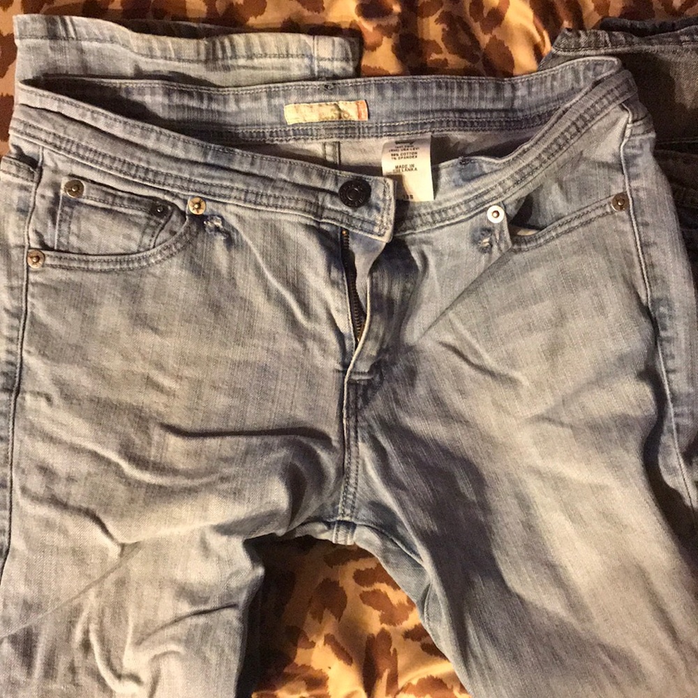 Levi jeans